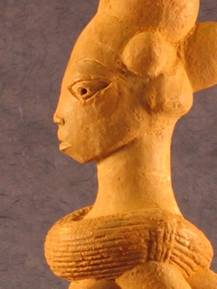 Terrakotta Figur der Nok Kultur (c) Siyjakak