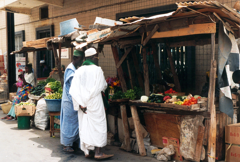 Einkaufsstrasse in Dakar, Senegal