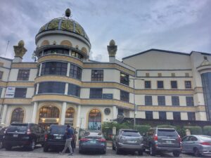 Silverbird_cinema_building_Lagos-Kaizenify-CC-BY-SA-4.0